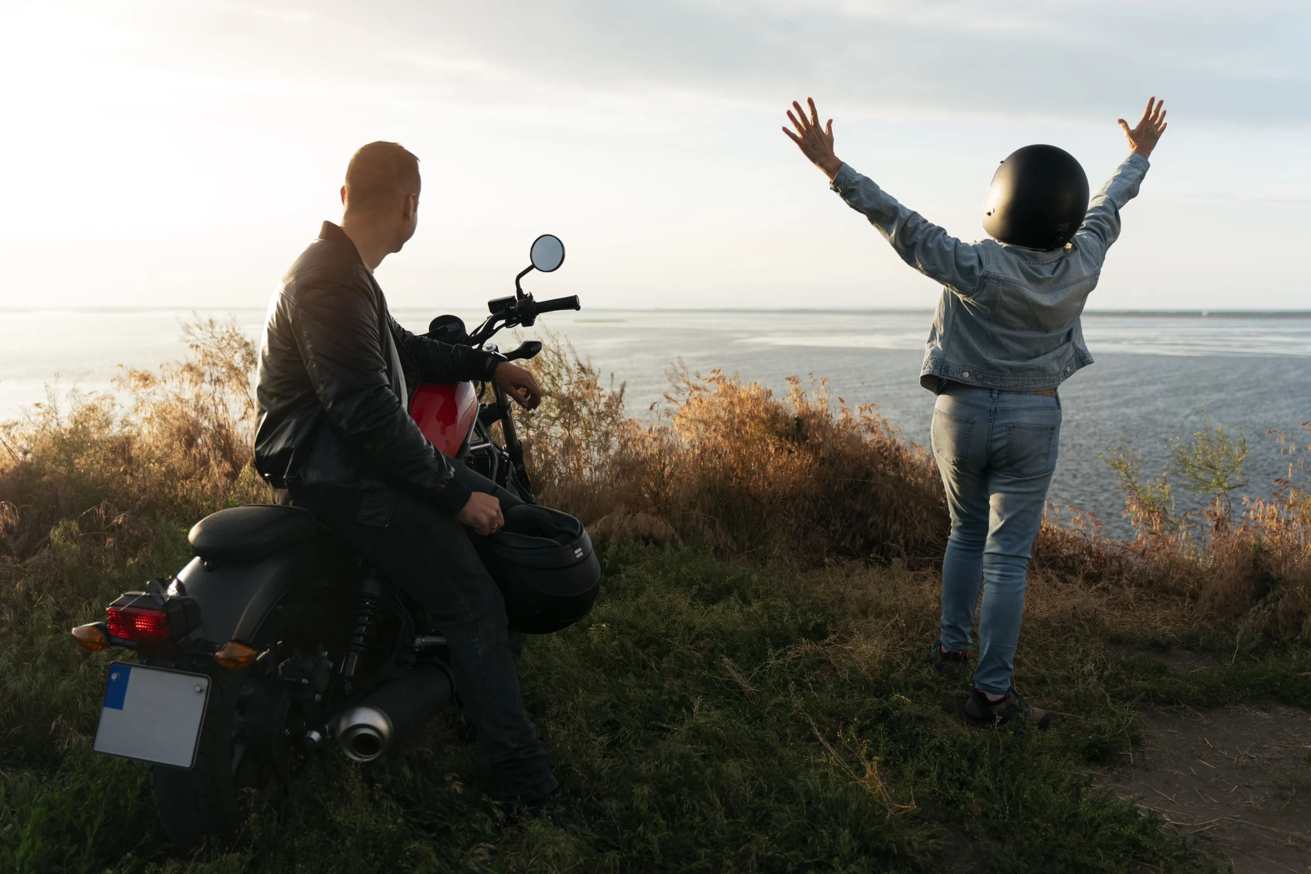 full-shot-people-with-motorbike-outdoors-_1_